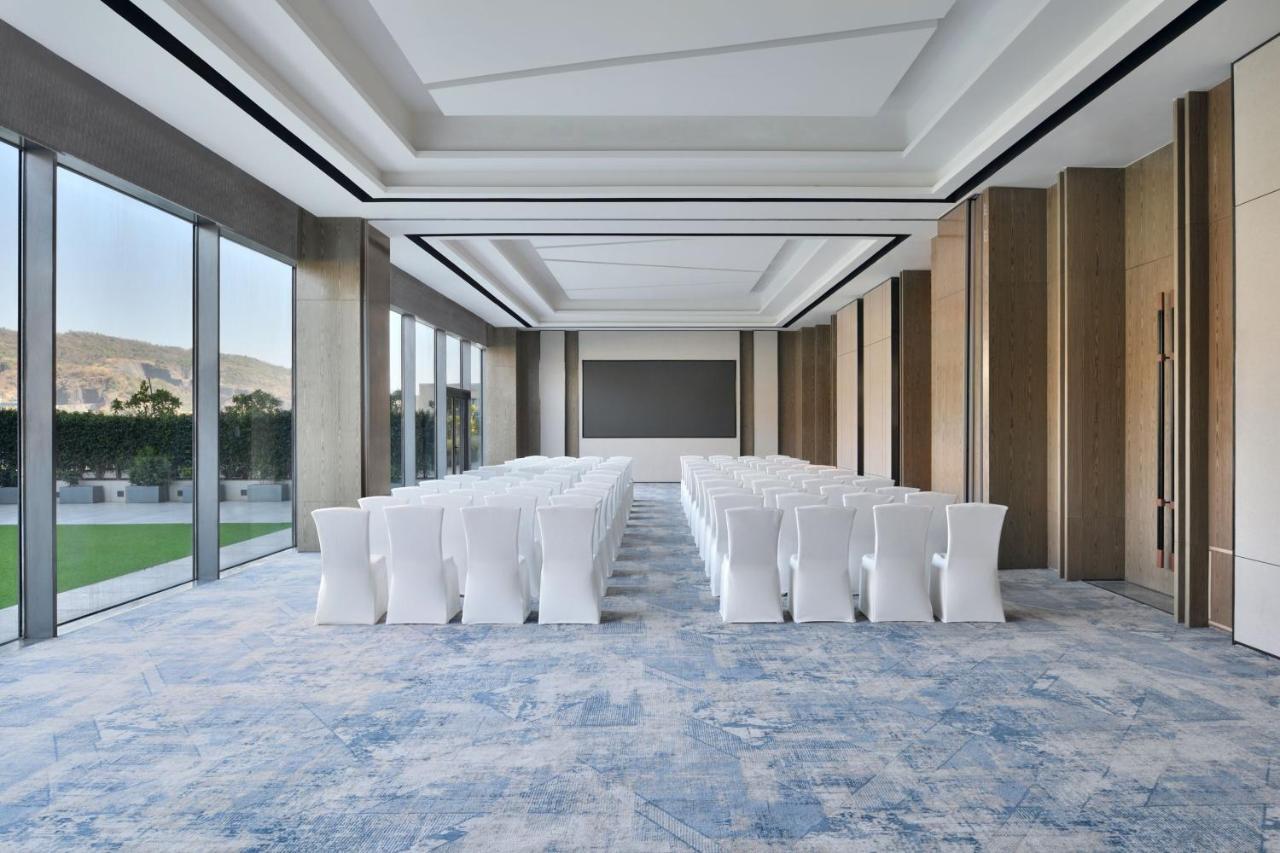Marriott Executive Apartments Navi Mumbai Exterior photo