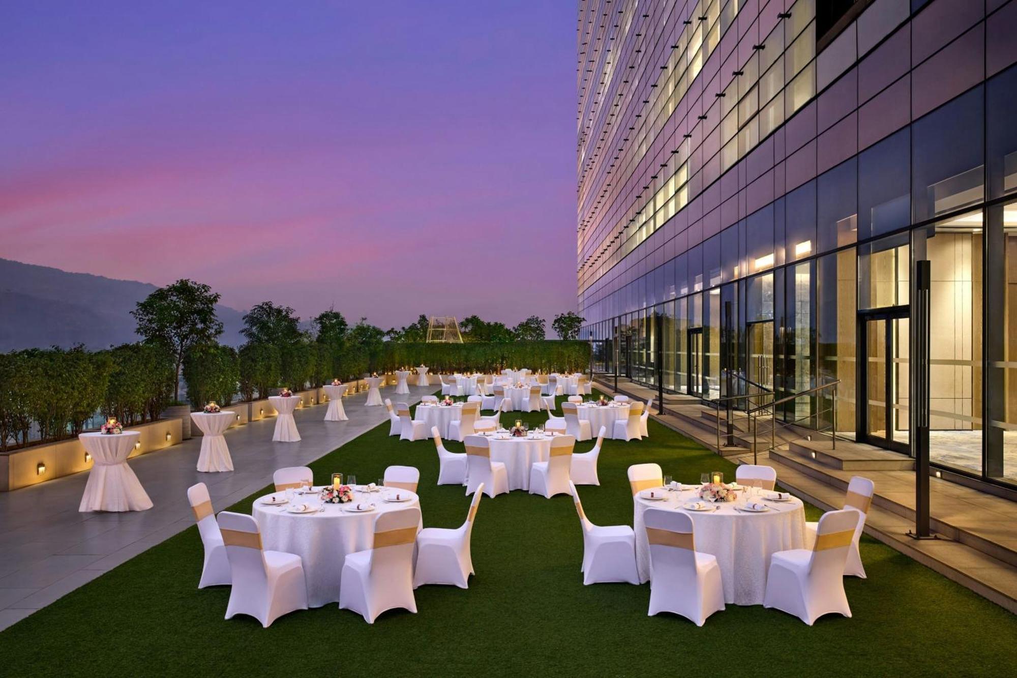 Marriott Executive Apartments Navi Mumbai Exterior photo